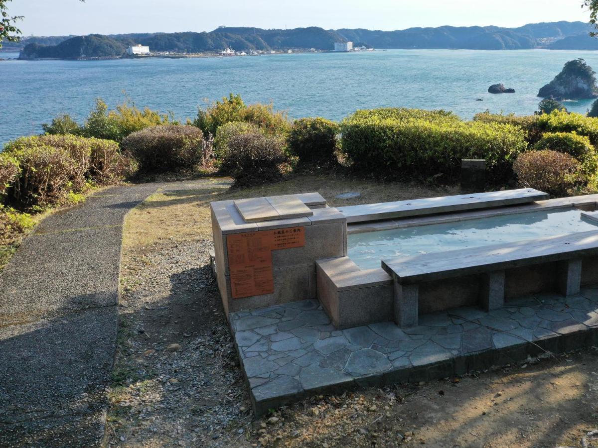 Kumano-Bettei Nakanoshima Nachikatsuura Exterior photo